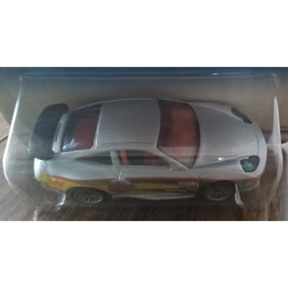 1999 Hot Wheels #912 -First Editions 10/26 - Porsche 911 GT3 Cup (Silver) - Picture 4 of 4